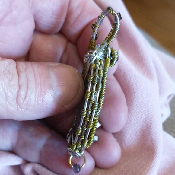 🇨🇦 Wire Wrapped Jasper Stone Pendant - Picture 4 of 5